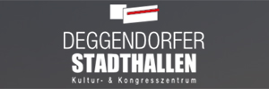 Das Logo :: deggendorfer-stadthallen.de
Deggendorfer Stadthallen
KULTUR+KONGRESS ZENTRUM Deggendorf Das Logo :: deggendorfer-stadthallen.de
Deggendorfer Stadthallen
KULTUR+KONGRESS ZENTRUM Deggendorf